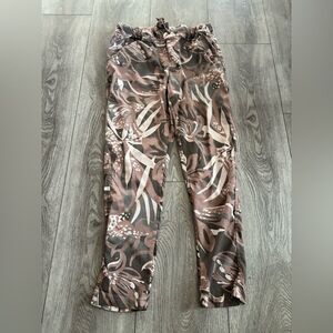 Tempo Paris  Brown and Tan Patterned Pants